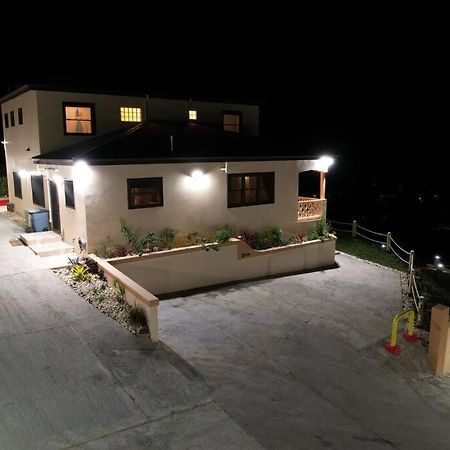 The Pearl - Spacious Air Conditioned 3Bd, 2Bth Villa With Gorgeous Views Old Road Exterior photo