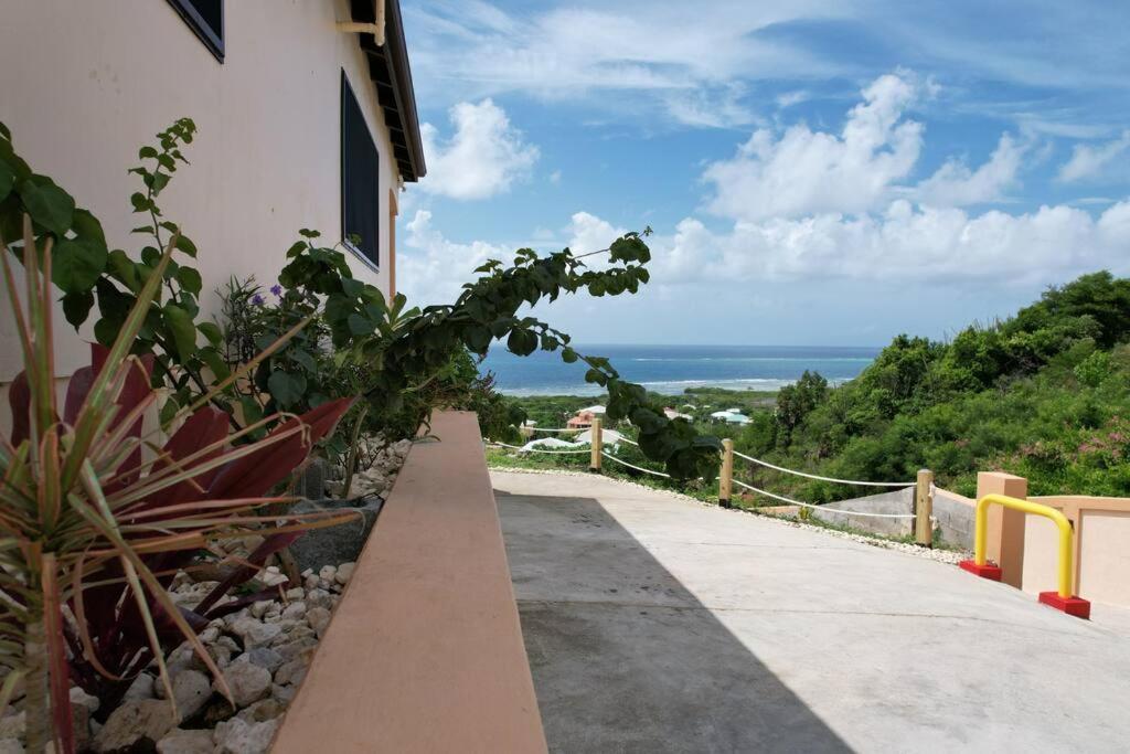 The Pearl - Spacious Air Conditioned 3Bd, 2Bth Villa With Gorgeous Views Old Road Exterior photo