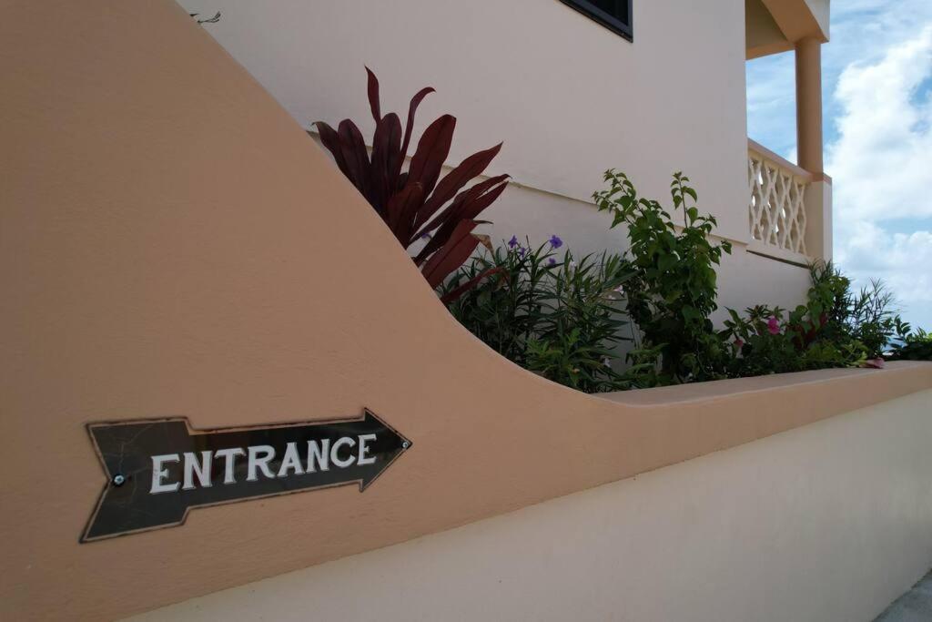 The Pearl - Spacious Air Conditioned 3Bd, 2Bth Villa With Gorgeous Views Old Road Exterior photo