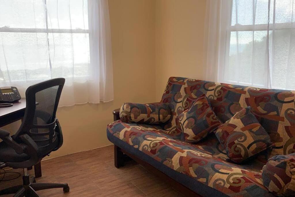 The Pearl - Spacious Air Conditioned 3Bd, 2Bth Villa With Gorgeous Views Old Road Exterior photo